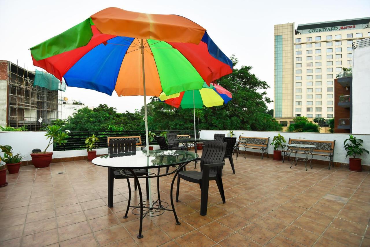 Studio Serviced Apartments Near Fortis Hospital グルガウン エクステリア 写真