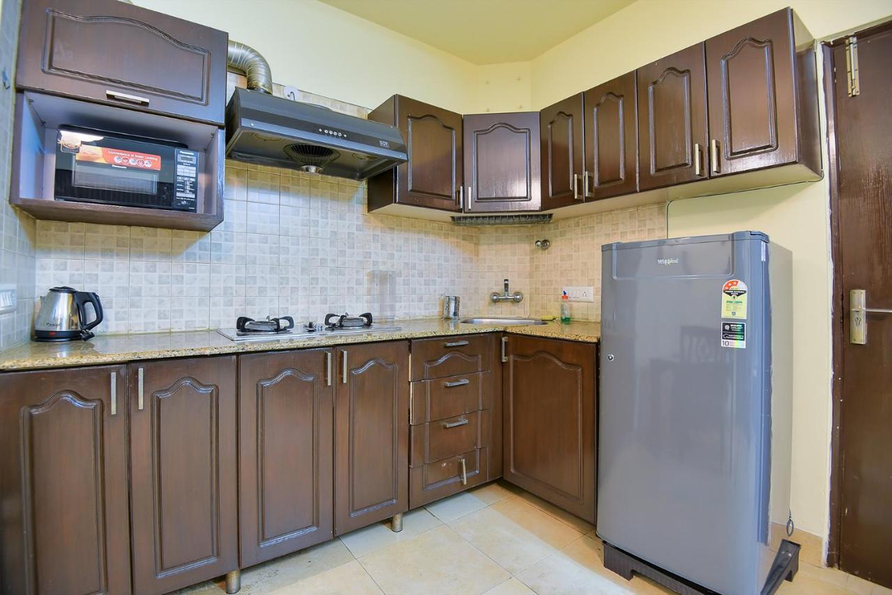 Studio Serviced Apartments Near Fortis Hospital グルガウン エクステリア 写真