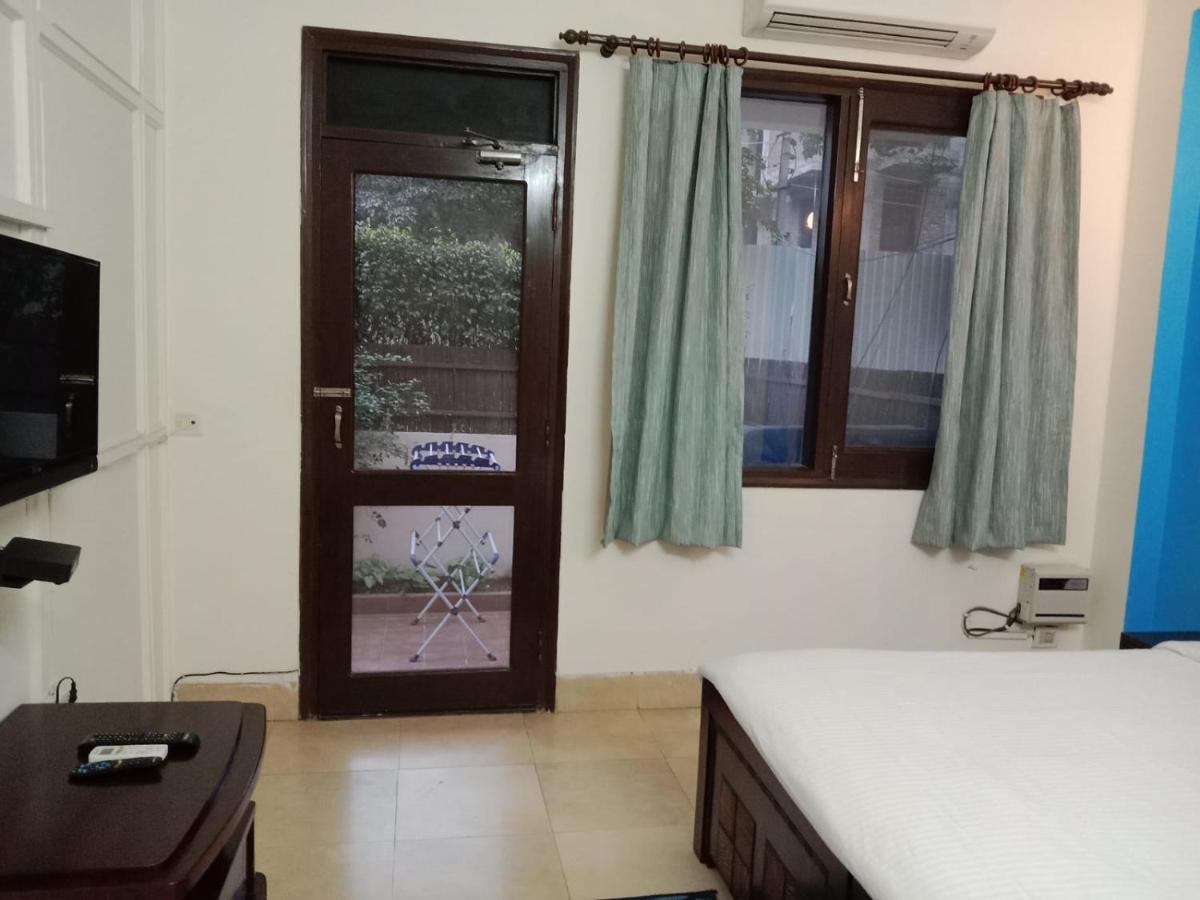 Studio Serviced Apartments Near Fortis Hospital グルガウン エクステリア 写真