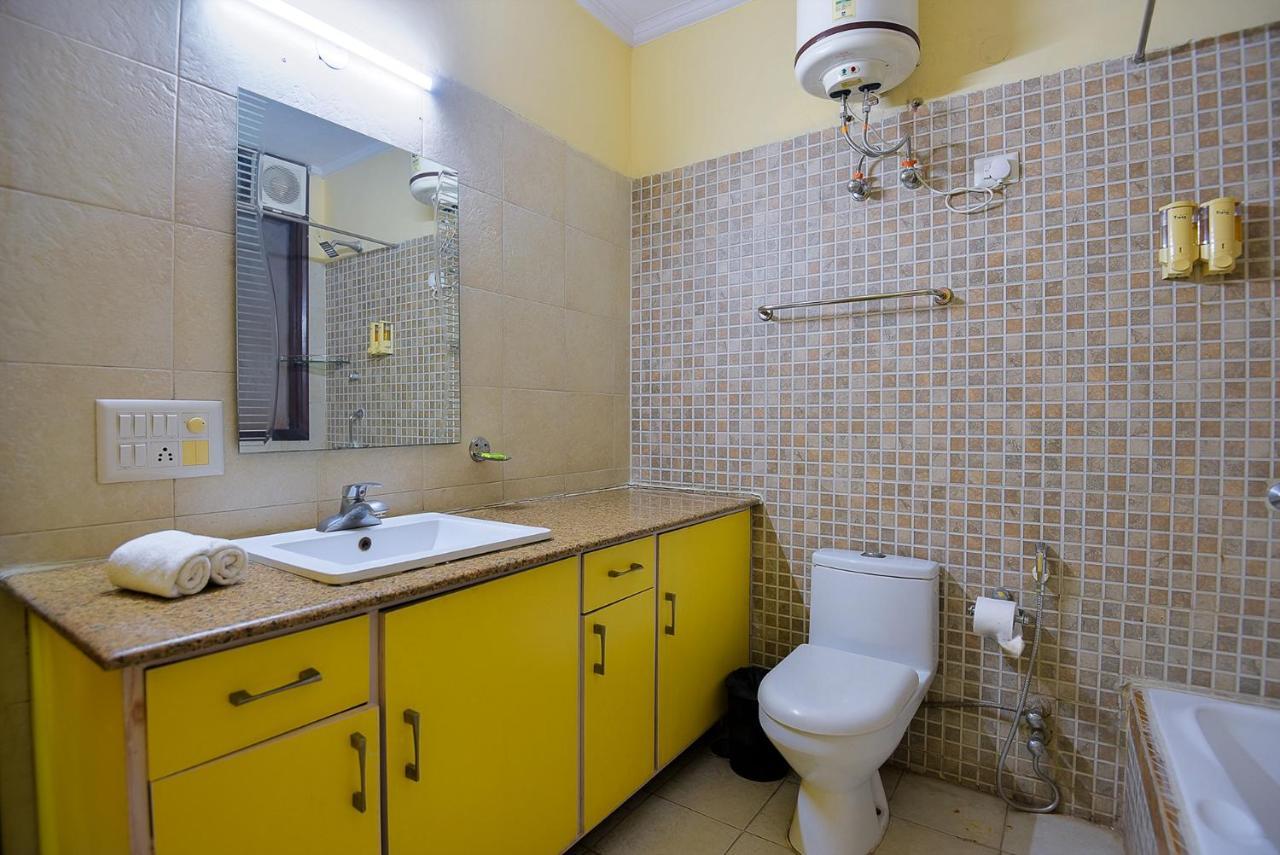 Studio Serviced Apartments Near Fortis Hospital グルガウン エクステリア 写真